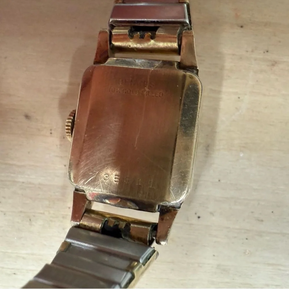 Vintage‎ Benrus 17J Manual Wind Ladies Watch 10K RGP Swiss Working